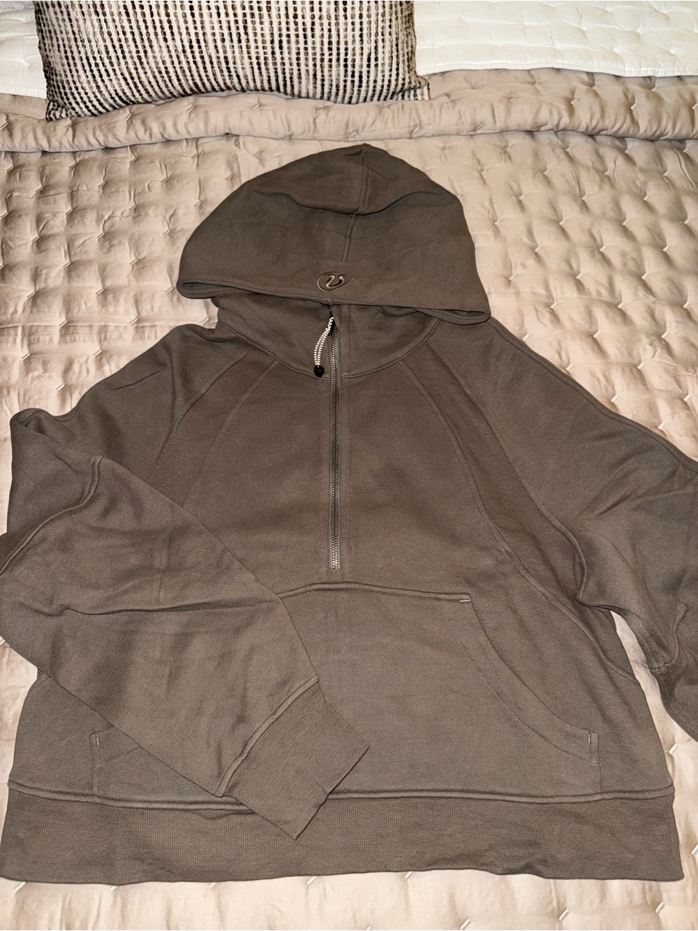 EUC Lululemon Scuba Half-Zip Hoodie M/L
